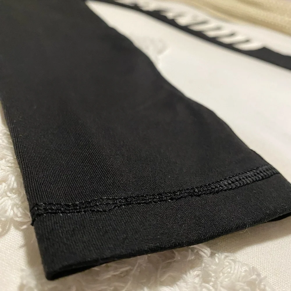 Victoria’s Secret Workout Leggings - S - Picture 12 of 15
